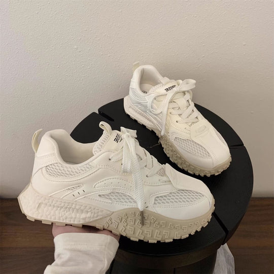 Damen Plateau-Chunky-Sneaker mit reflektierenden Mesh-Einsätzen, gepolstertem Komfortkragen und stoßdämpfender Sohle EB