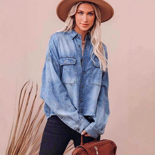 Damen Oversized Jeanshemd mit praktischen Brusttaschen und lässigem Schnitt EB