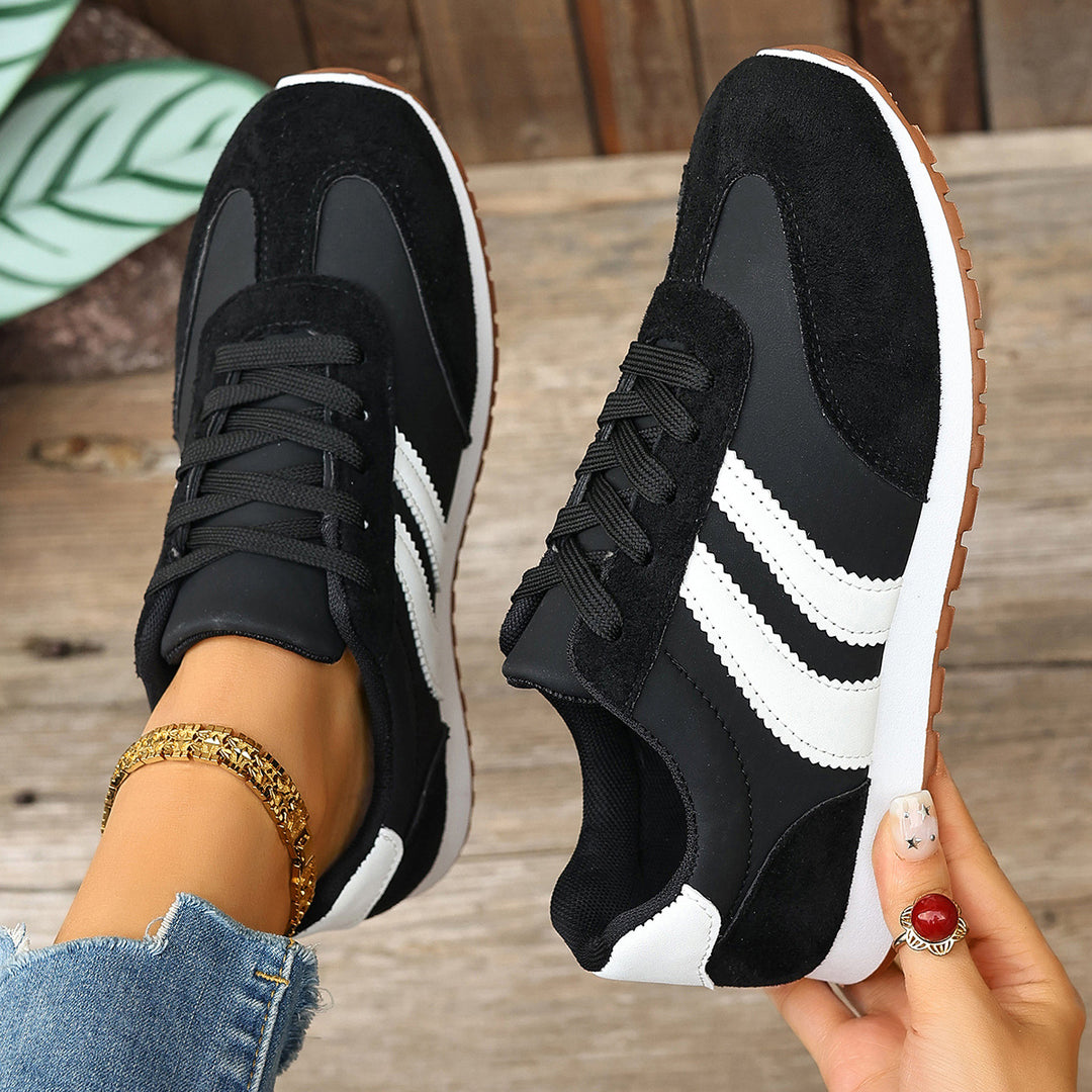 Damen Sportliche Sneakers mit atmungsaktiver Mesh-Oberfläche und klassisch-modernem Design EB