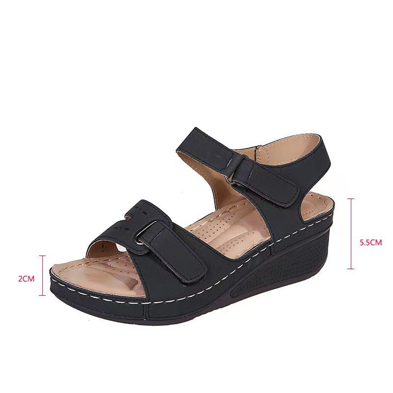 Damen Badesandalen mit verstellbaren Riemen und anatomischem Fußbett EB
