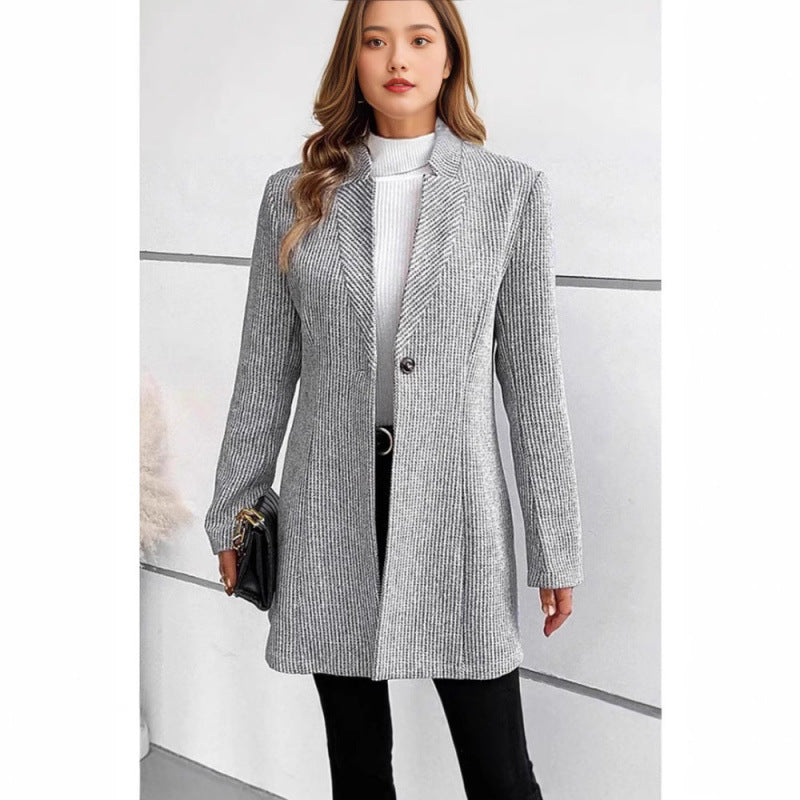 Damen Moderne Strickblazer mit schmalem Schnitt und eleganten Details EB