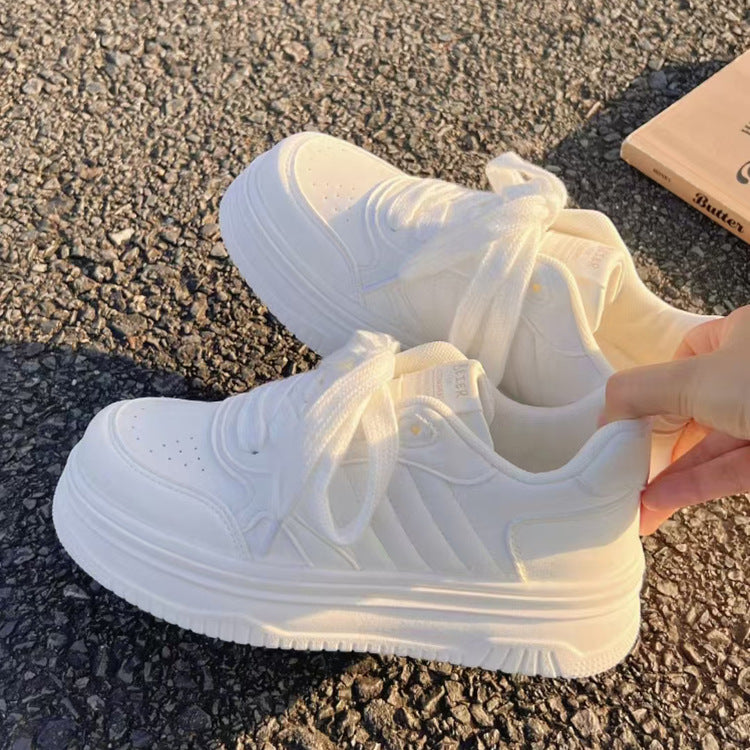 Damen Sportliche Sneakers mit hochdämpfendem und atmungsaktivem Obermaterial EB