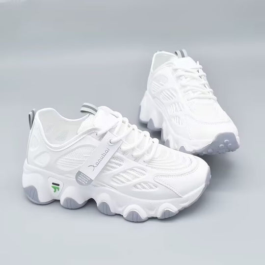 Damen Luftige Sneakers mit innovativem Mesh-Obermaterial und dämpfendem Sohlenkomfort EB