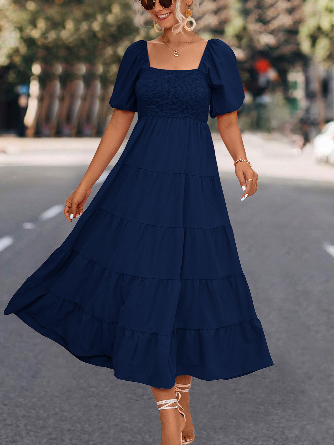 Damen Midi-Kleid mit elastischer Taillierung und voluminösen Puffärmeln EB