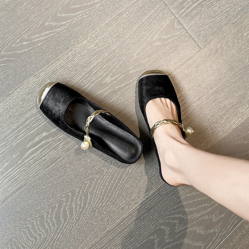Damen Elegante Slides mit schickem Perlenschmuck EB
