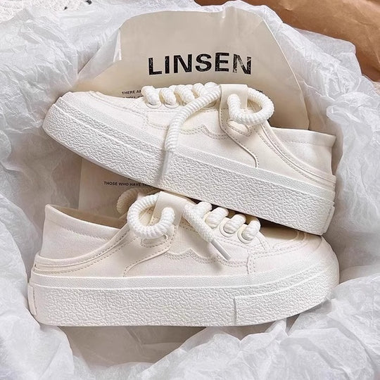 Damen Sportliche Sneakers im minimalistischen Design mit komfortabler Gummisohle EB