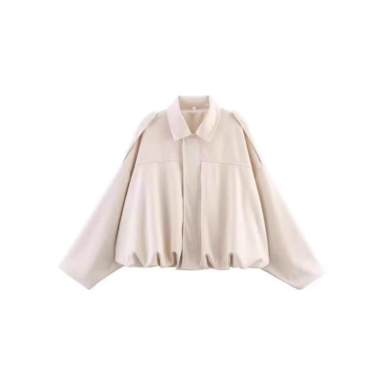 Damen Kurzjacke im Oversize‑Schnitt mit Ballon Saum und Schulterklappen EB