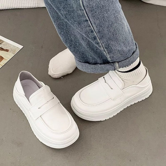 Damen Elegante Slip-On Sneakers mit dicker Sohle und modischer Schnalle EB