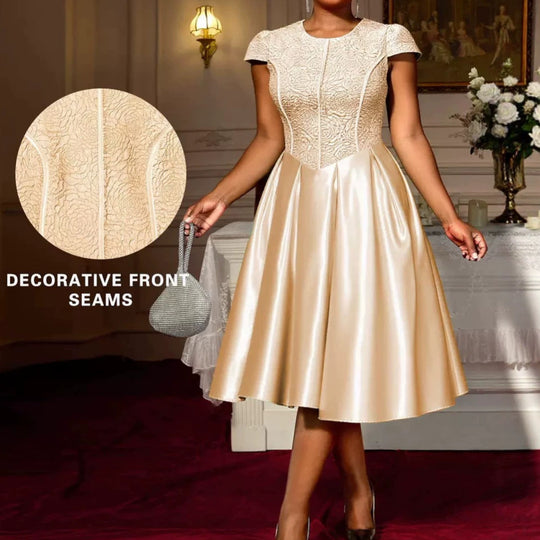 Damen Festliches Cocktailkleid mit floralem Spitzenoberteil und schwingendem Rock EB