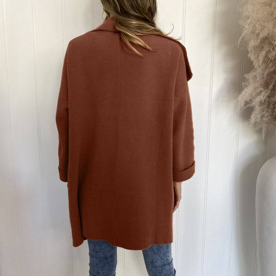 Damen Oversized Strickjacke mit weitem Revers und Taschen EB