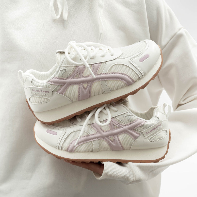 Damen Sportliche Sneaker mit atmungsaktiver Netzstruktur und dämpfender Sohle EB
