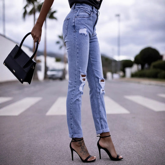 Damen Ripped High-Waist Jeans im modernen Schnitt EB
