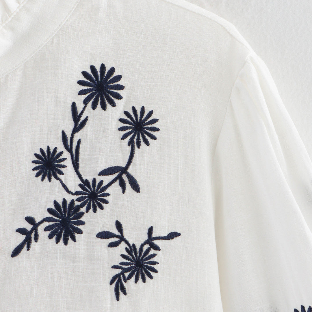 Damen Bestickte Bluse mit Stehkragen und langen Ärmeln EB