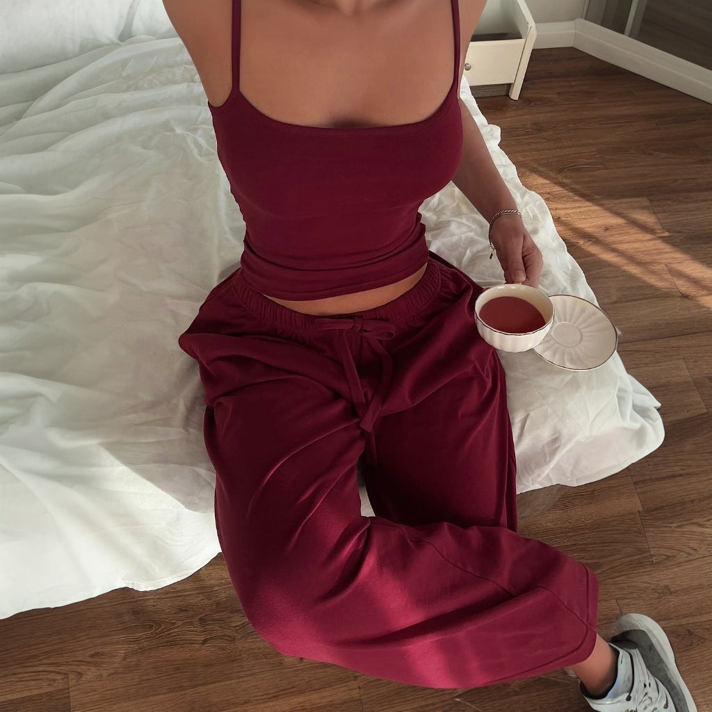 Damen Gemütliches und stylisches Lounge-Set mit weitem Bein und Trägeroberteil EB