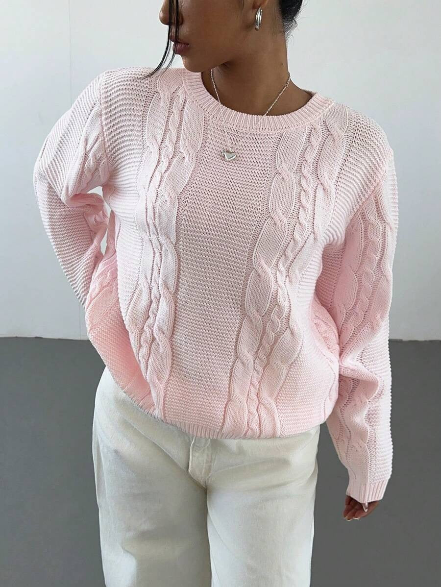 Damen Grobstrickpullover mit zeitlosem Zopfmuster und lässigem Schnitt EB