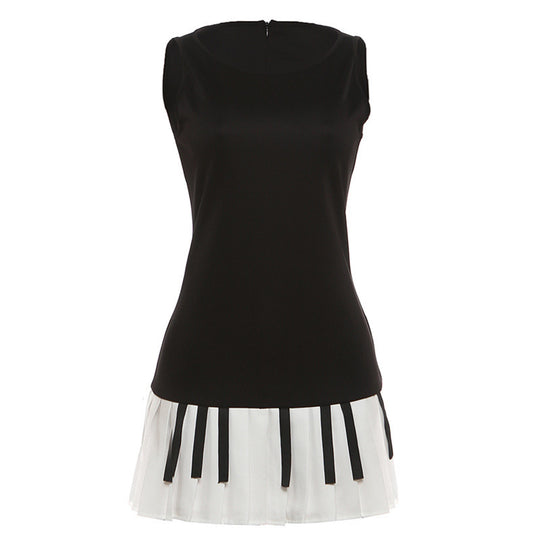 Damen spielerisches Rock-Outfit mit Klaviertasten-Design EB