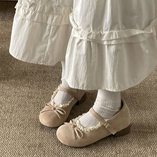 Damen Ballerinas mit dekorativem Rüschenelement und komfortablem Absatz EB