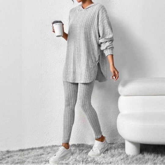 Damen Bequemes Lounge-Set mit Kapuze und schmalen Hosen EB