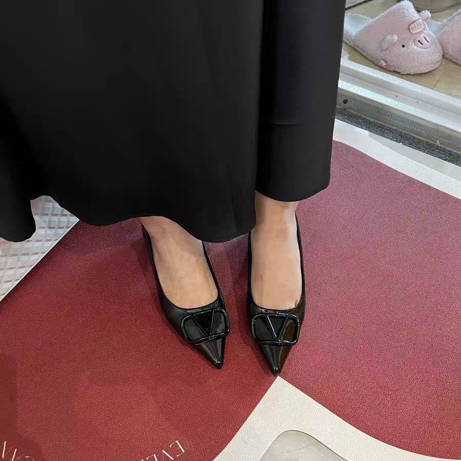 Damen elegante spitze Ballerinas mit modischem Riemendesign EB