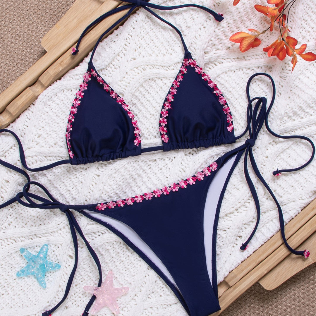 Damen Triangel-Bikini mit floralen Akzenten und verstellbaren Trägern EB