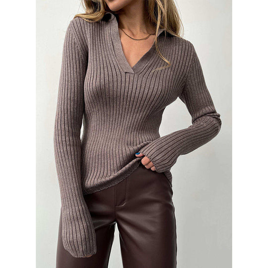 Damen Eleganter, gerippter Pullover mit tiefem V-Ausschnitt EB