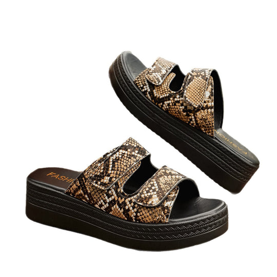 Damen Komfortable Slipper-Sandalen mit verstellbaren Klettverschlüssen und rutschfester Sohle EB