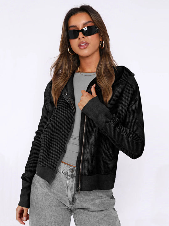 Damen Sportliche Kapuzenjacke aus strukturiertem Material EB
