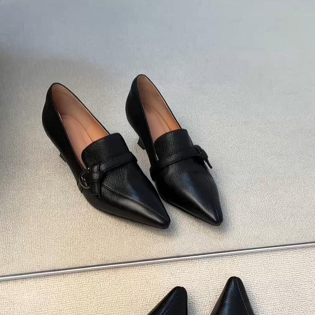 Damen elegante spitze Ballerinas mit feinem Riemen EB