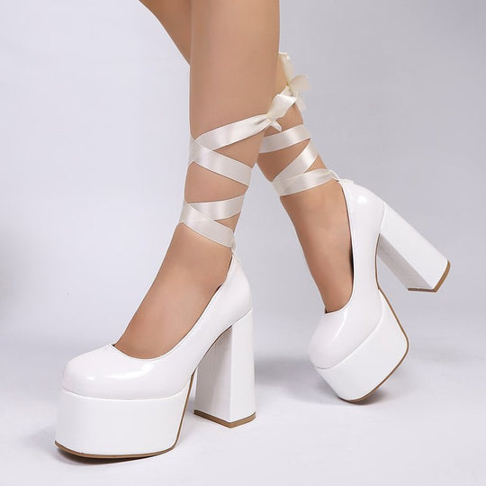 Damen Plateau-High Heels mit schickem Riemendesign EB