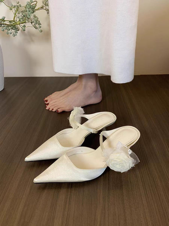 Damen Elegante Slingback-Pumps mit floralem Riemchen und spitzem Zehenbereich EB