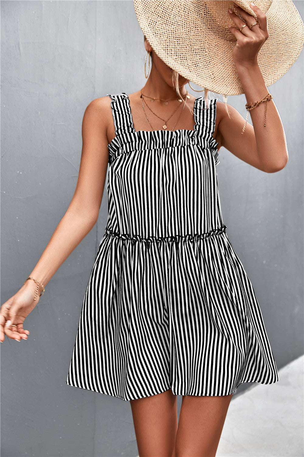 Damen Wickelkleid mit Rüschendetails und schmalen Trägern EB