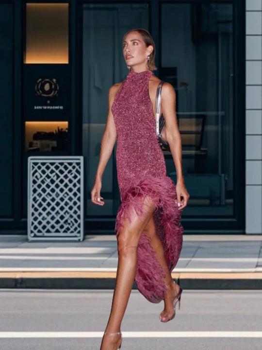 Damen Festliches Pailletten Abendkleid mit asymmetrischem Saum und Federdetails EB