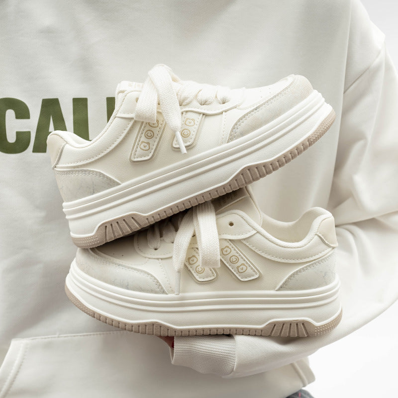 Damen Sportliche Sneakers mit verspielt floralem Design und gepolsterter Sohle EB