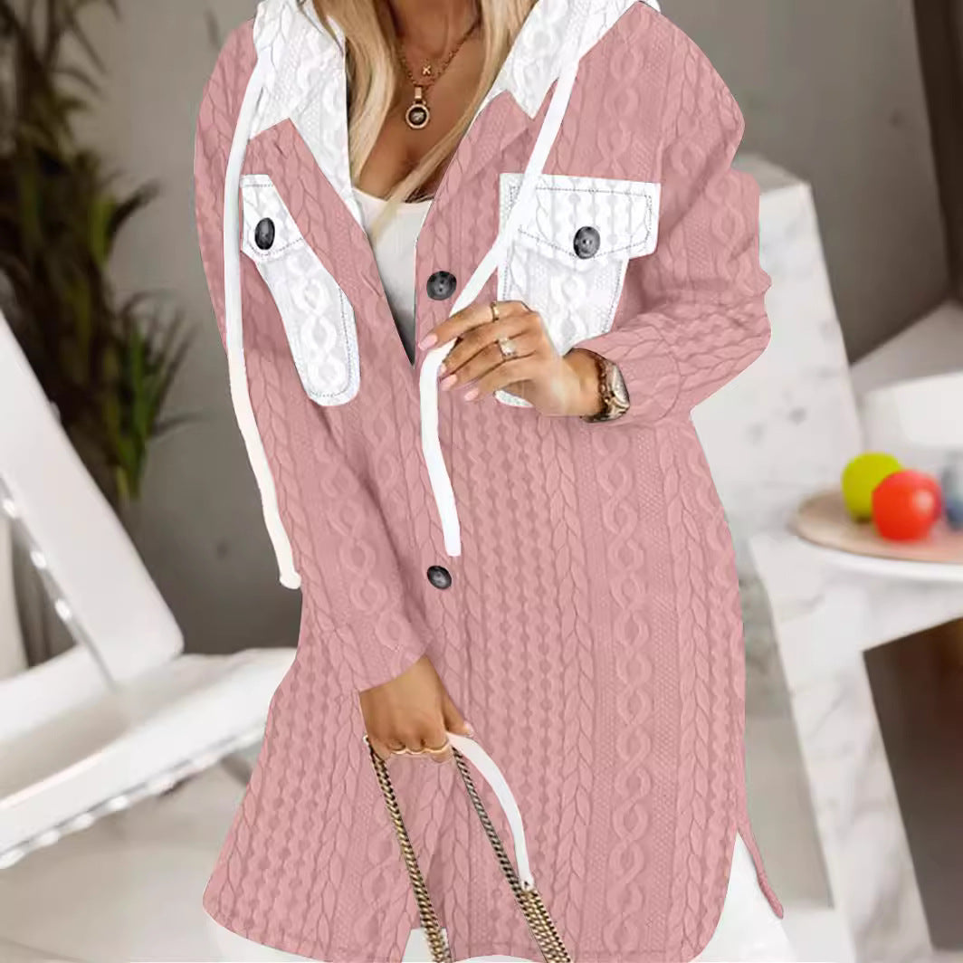 Damen Longline-Strickmantel mit Kapuze, Zierknöpfen und Kontrasttaschen EB