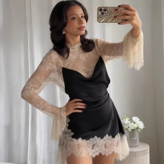 Damen Chiffon Abendkleid mit eleganten Spitzendetails und schwingenden Ärmeln EB