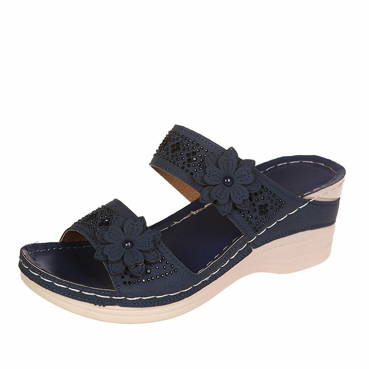 Damen modische Wedge-Pantoletten mit floralem Dekor EB