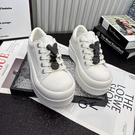 Damen Plateau Sneaker mit trendigem Design und elastischen Schnürsenkeln EB
