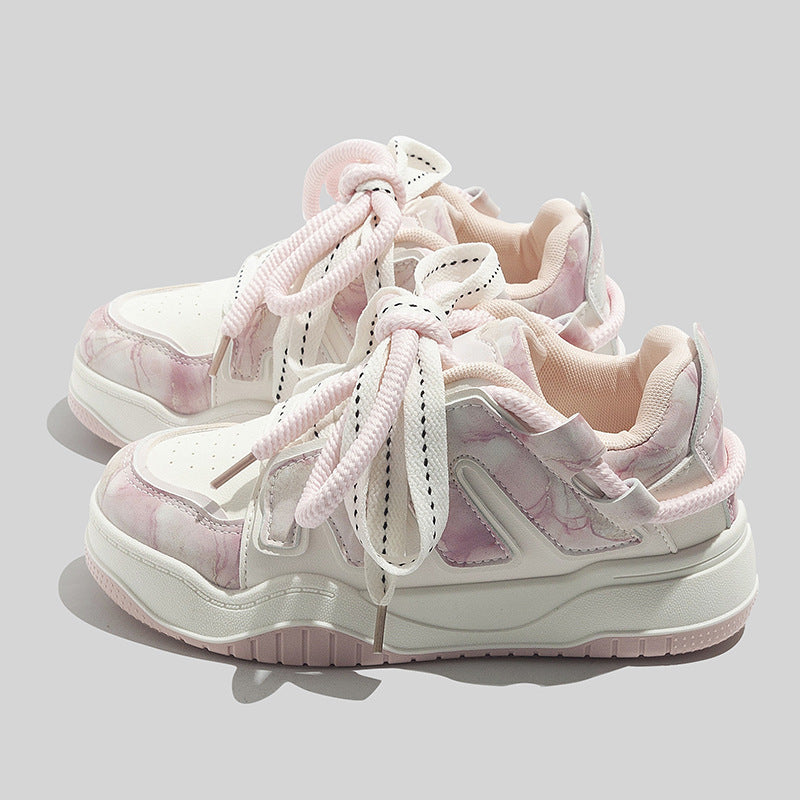 Damen Sportliche Sneakers mit innovativer Oberflächenstruktur und elastischer Schnürung EB