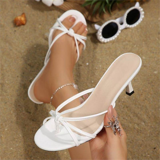 Damen Elegante Kitten‑Heel Mules mit zarten Knoten‑Riemchen und offenem Zehenbereich EB