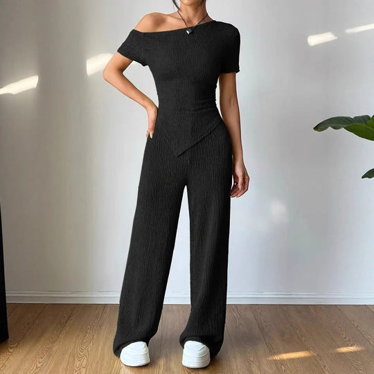 Damen Eleganter Jumpsuit mit asymmetrischem Schnitt und Raffungen EB
