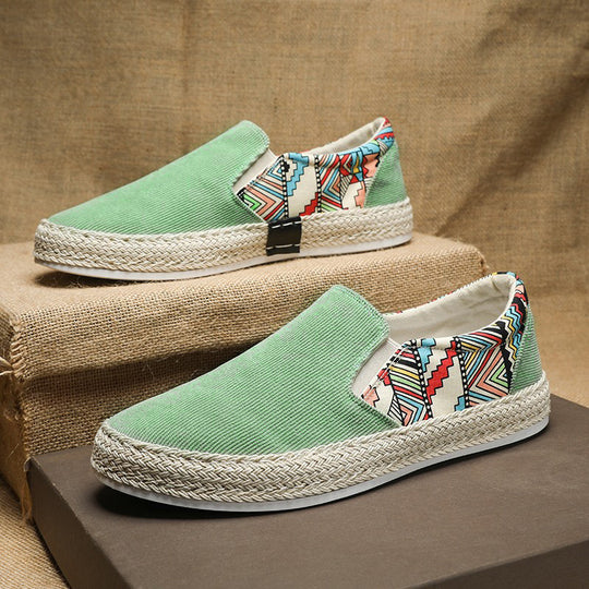 Damen Modische Slip-On Espadrilles mit buntem Ethnomuster EB