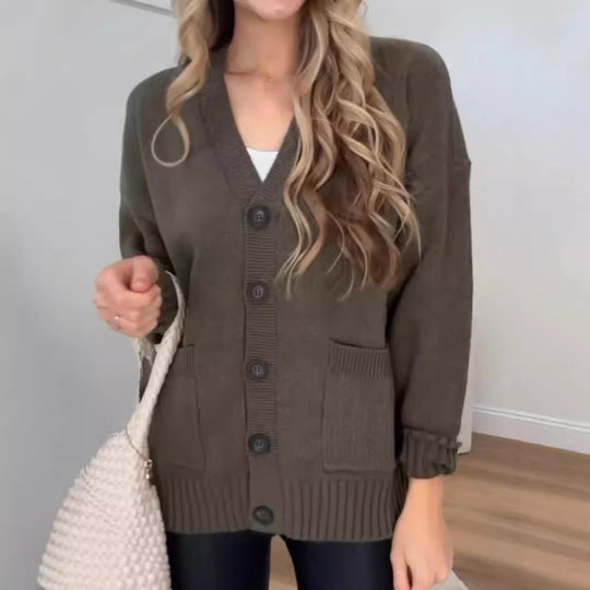 Damen Strickjacke mit Taschen und modernen Knöpfen EB