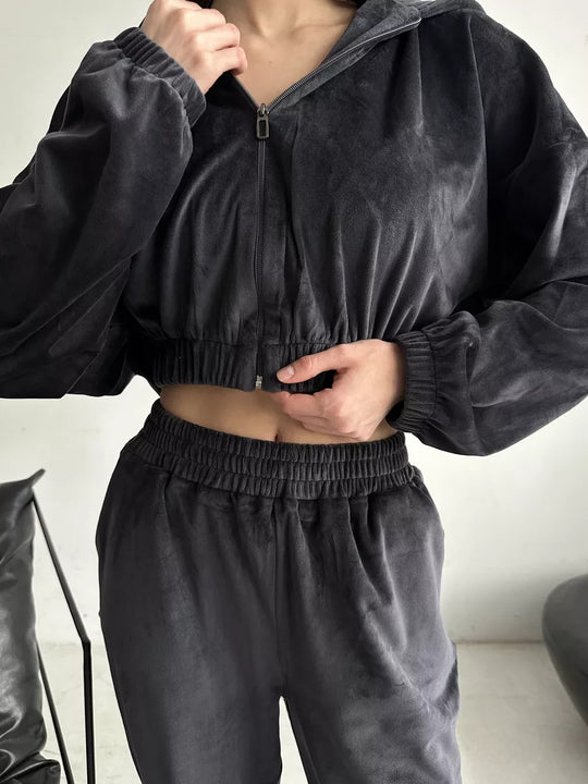 Damen luxuriöser Samt-Trainingsanzug mit geraffter Bomberjacke und High-Waist Jogginghose EB