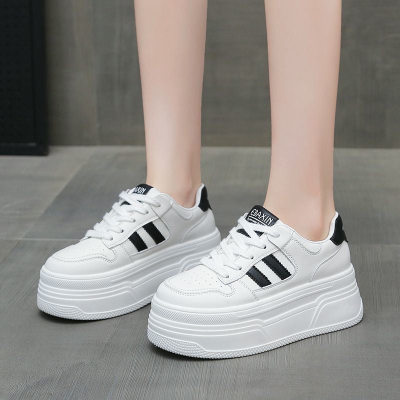 Damen Plattform-Sneaker mit modischem Design und hohem Komfort EB