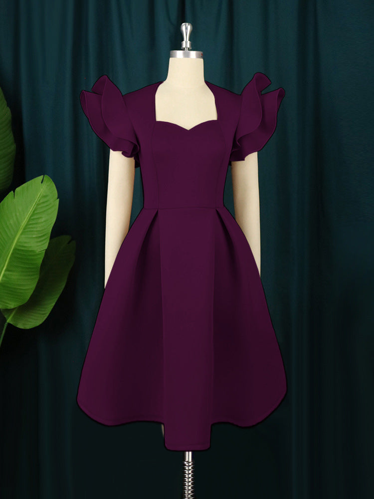 Damen elegantes Kleid mit voluminösen Rüschensäumen EB