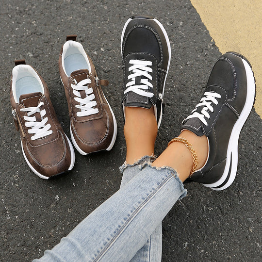 Damen Sneakers mit reflektierenden Akzenten und gepolsterter Innensohle EB