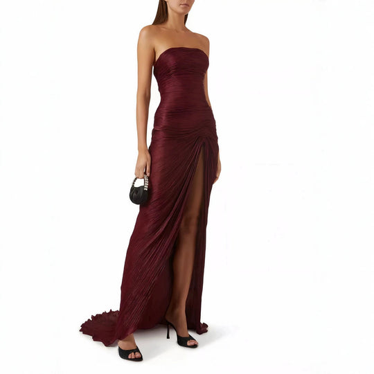 Damen Elegantes Maxi-Kleid mit asymmetrischem Schnitt und Plissierungen EB