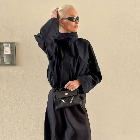Damen Funktionale Oversized-Jacke mit hohem Kragen und innovativem Design EB
