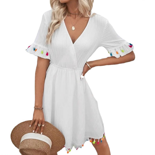 Damen Sommerkleid mit verspielten Volants und bunten Quasten EB