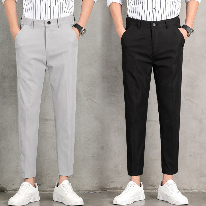 Herren moderneChinohose mit slim fit Schnitt und praktischen Seitentaschen EB